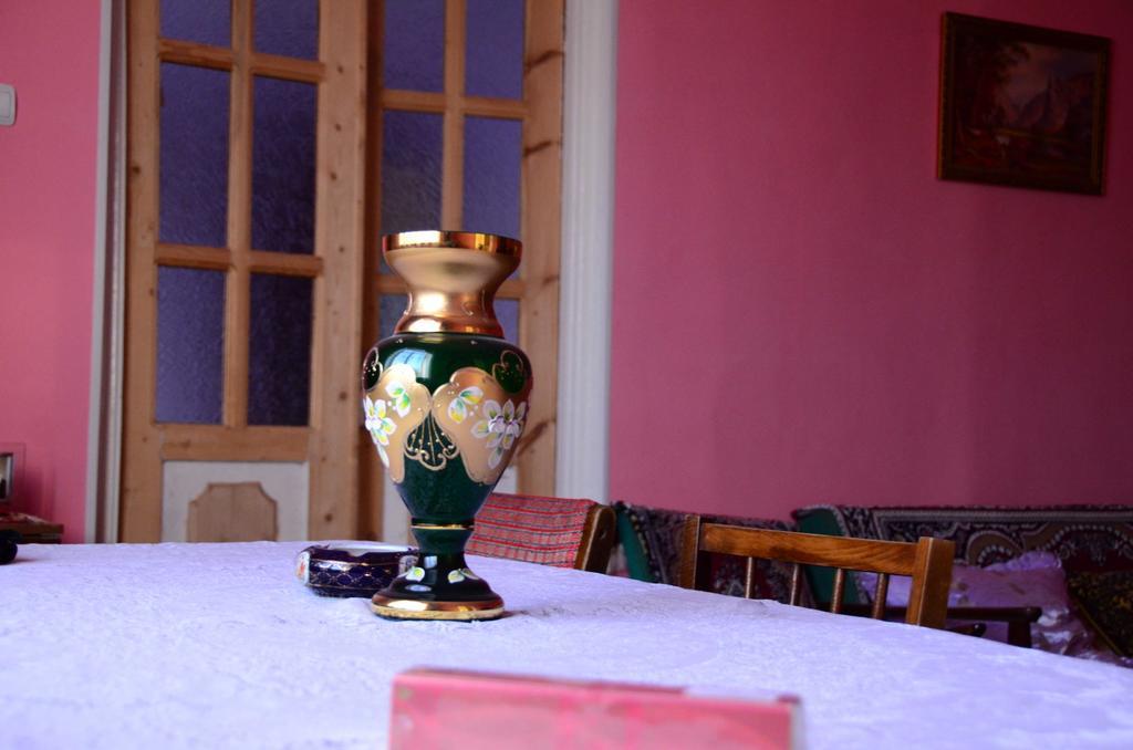 Barseghyan'S Guest House Vardenis Eksteriør bilde