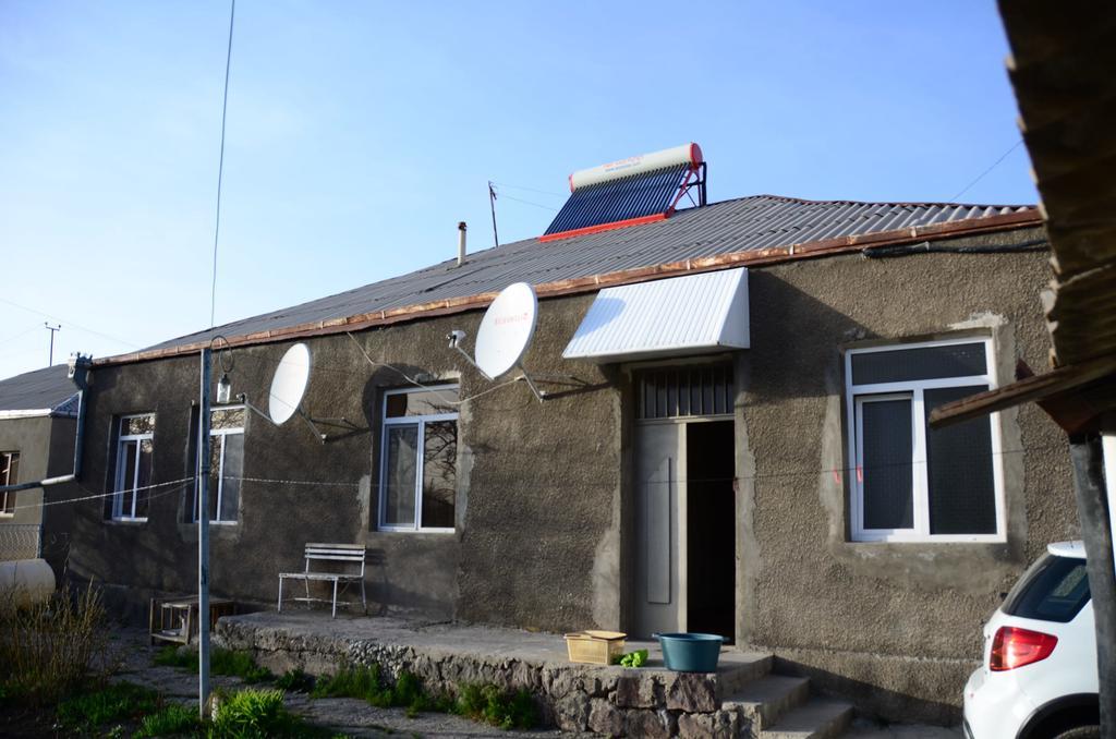 Barseghyan'S Guest House Vardenis Eksteriør bilde